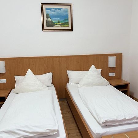 Hotel Restaurant Schwert Kehl Ngoại thất bức ảnh
