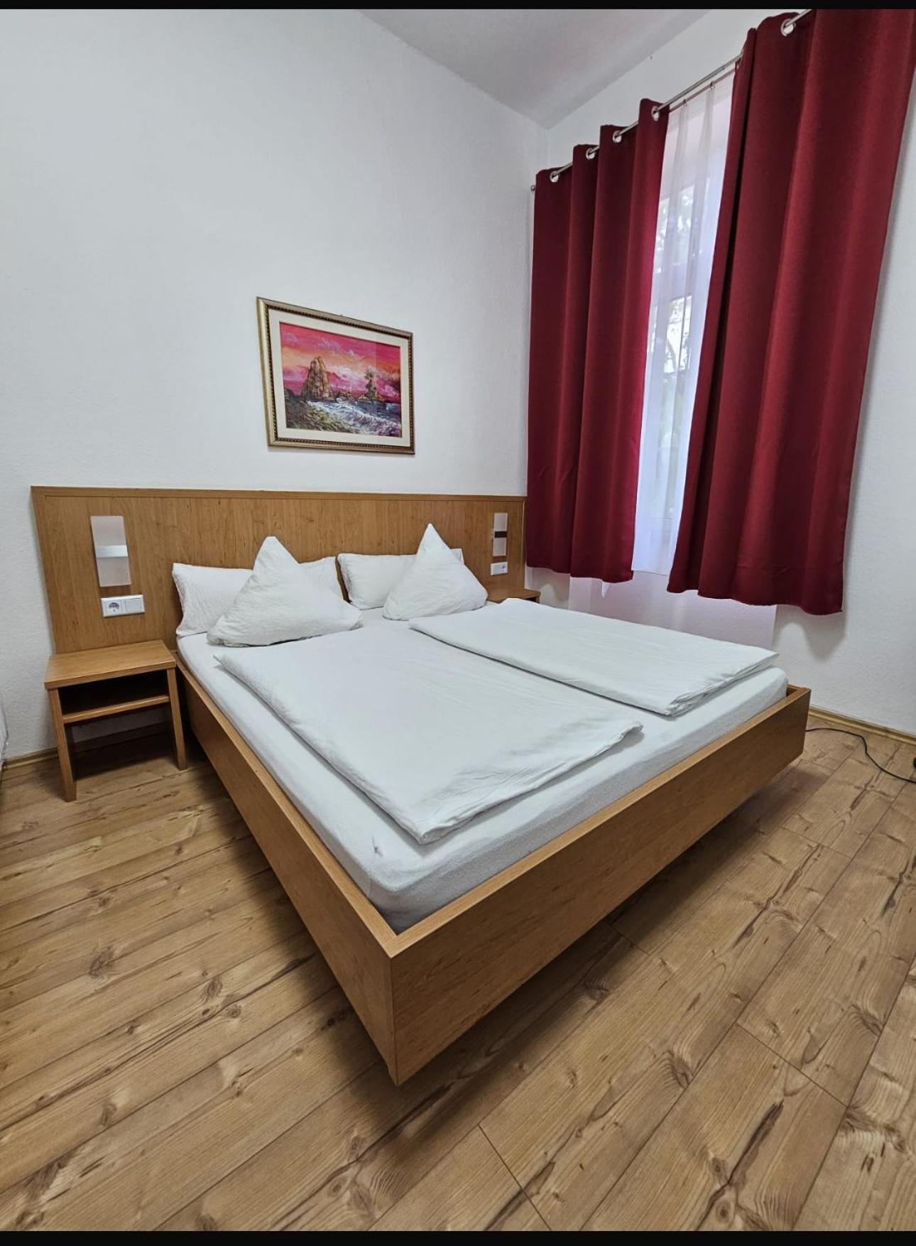 Hotel Restaurant Schwert Kehl Ngoại thất bức ảnh